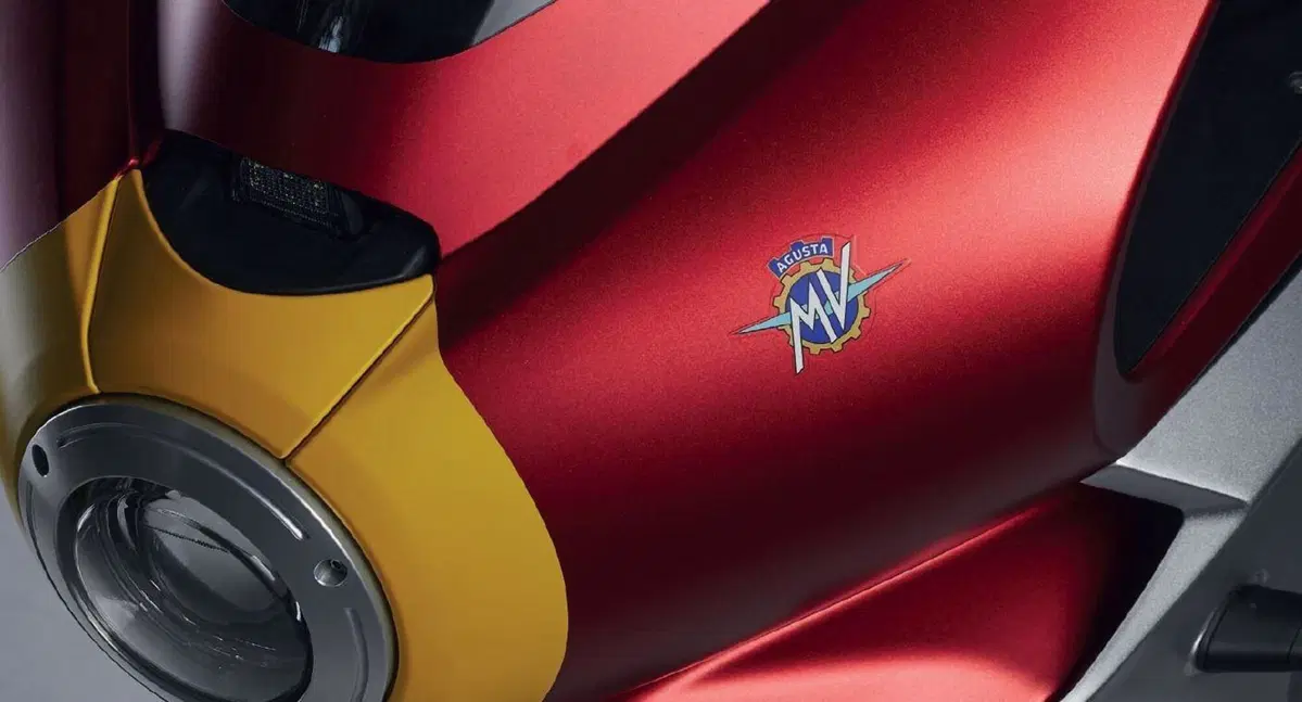 MV Agusta Superveloce AGO: 311 esemplari come le vittorie del campionissimo (10)