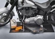 Harley-Davidson propone dal catalogo Genuine Motor Accessories and Parts due kit per la cura della vostra Harley