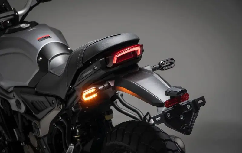 Voge Trofeo 300ACX Scrambler (2021 - 26) (4)
