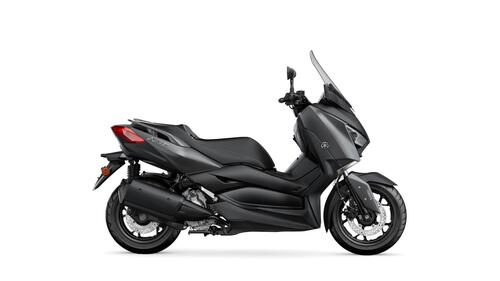 Yamaha: nuovi colori 2022 per NMAX 125 e 155, XMAX 300 e 125, Tricity 300 e D'elight 125 (2)