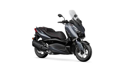 Yamaha: nuovi colori 2022 per NMAX 125 e 155, XMAX 300 e 125, Tricity 300 e D'elight 125 (8)