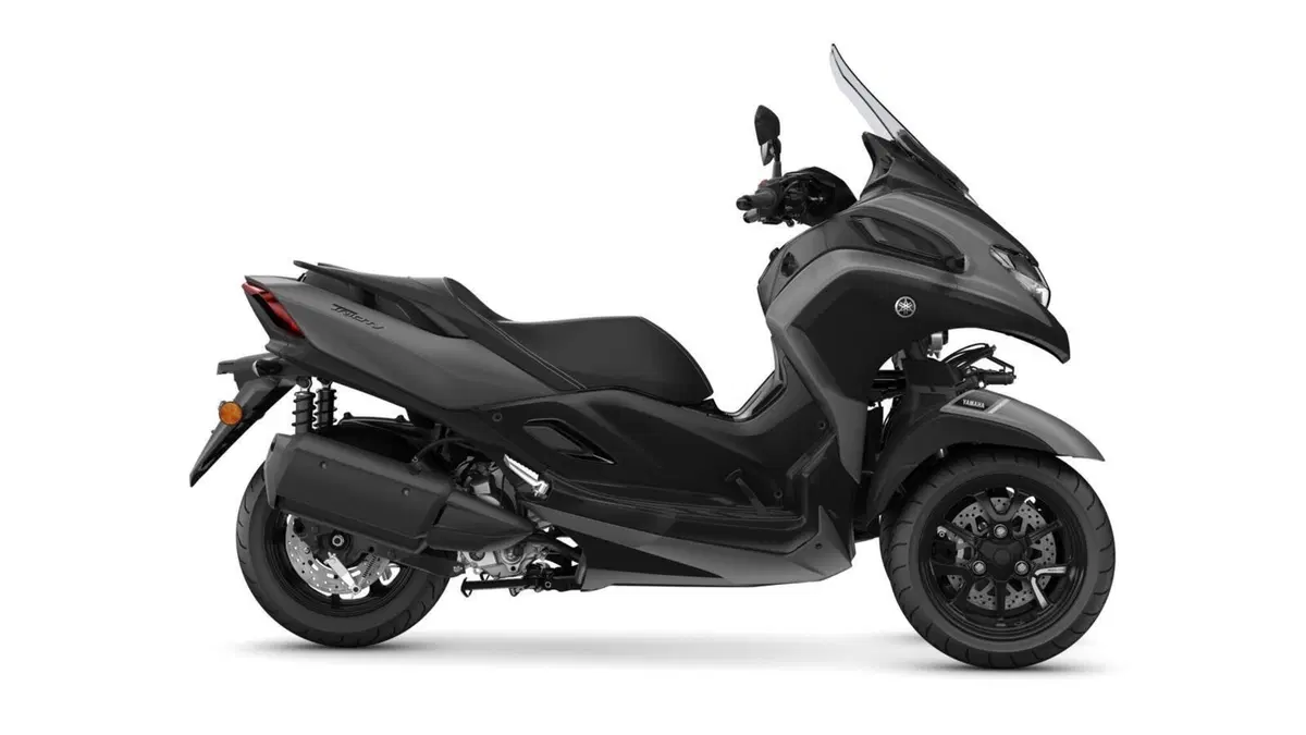 Yamaha: nuovi colori 2022 per NMAX 125 e 155, XMAX 300 e 125, Tricity 300 e D'elight 125 (5)