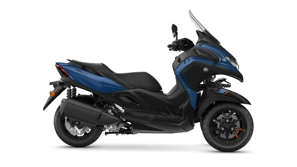 Yamaha: nuovi colori 2022 per NMAX 125 e 155, XMAX 300 e 125, Tricity 300 e D'elight 125 (7)
