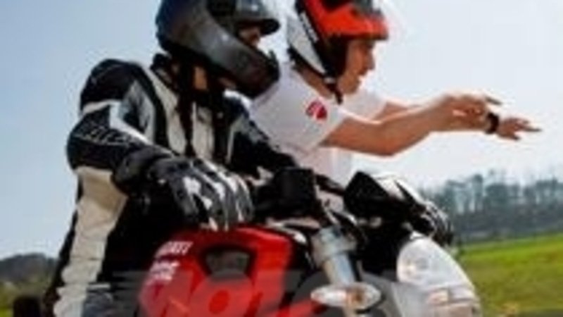 Ducati Riding Experience, il 16 dicembre aprono le iscrizioni