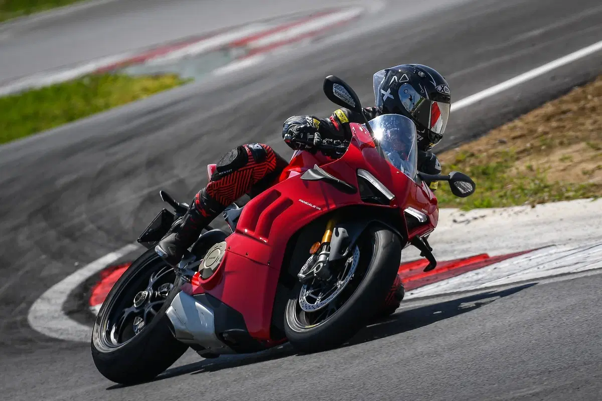 Ducati Panigale V4 S