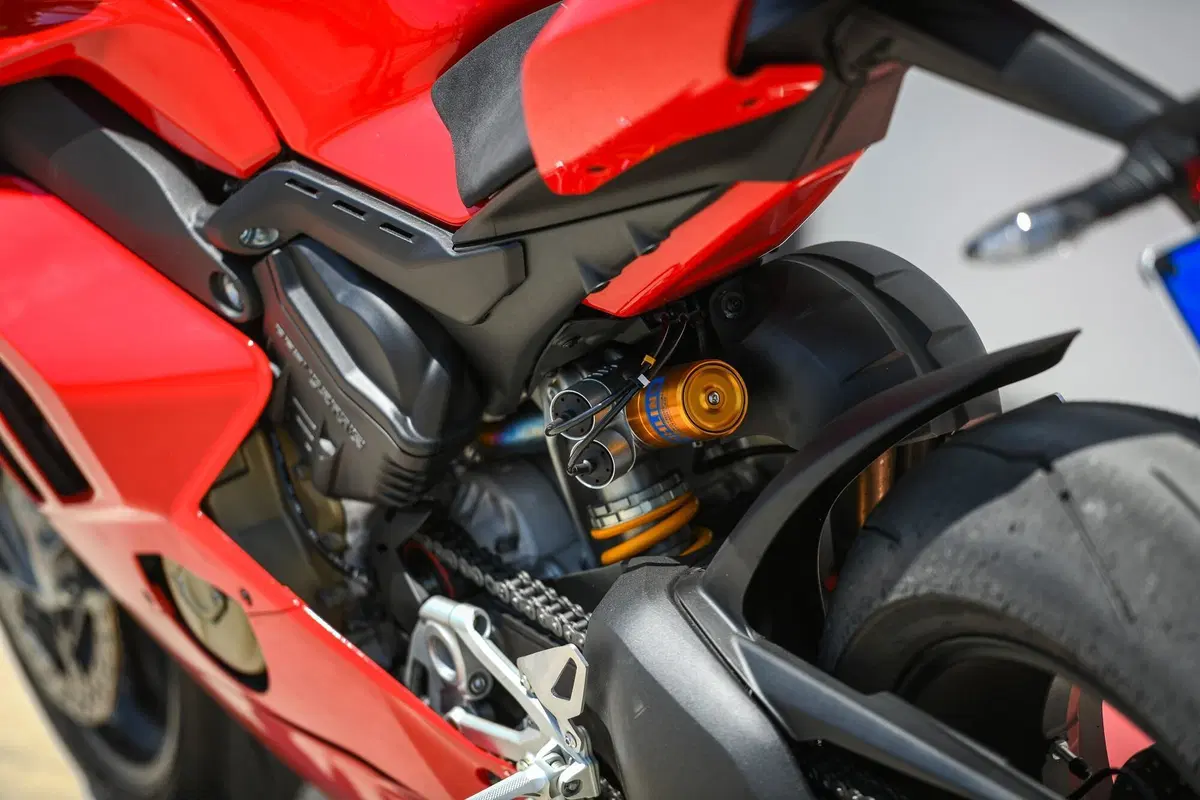 Ducati Panigale V4 S (6)