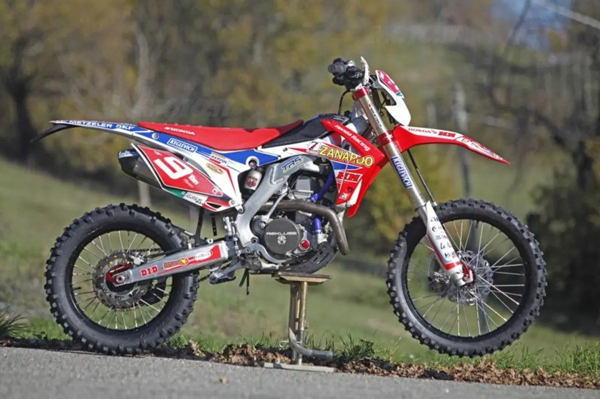 Honda CRF450R Salvini  (14)