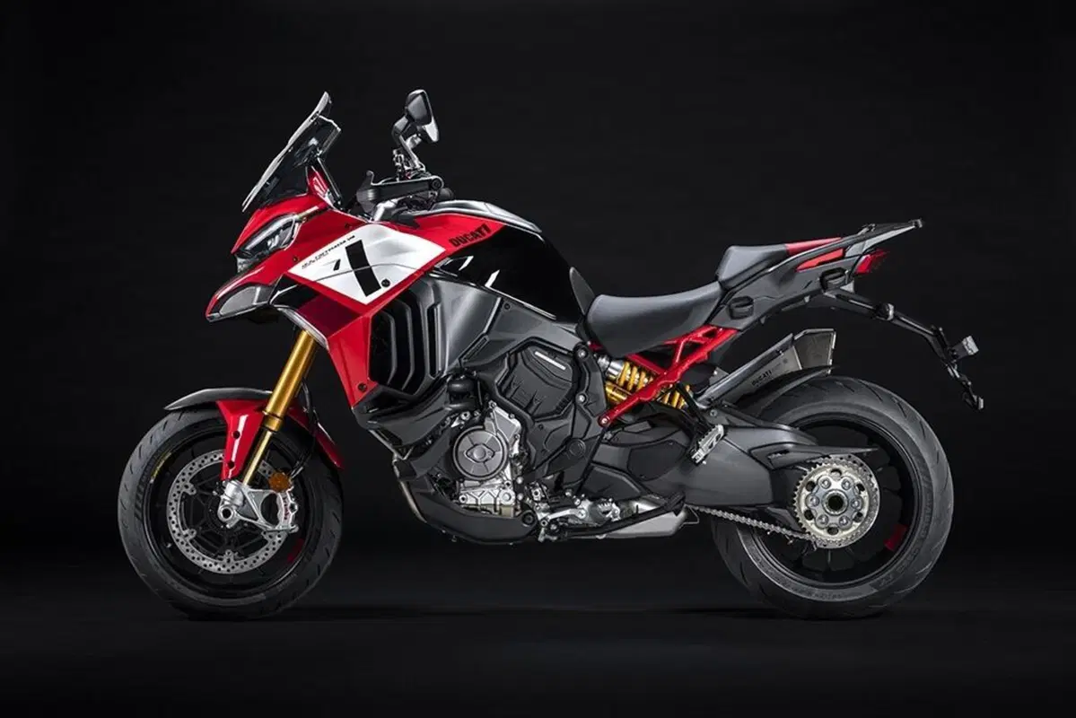 Ducati Multistrada V4 Pikes Peak 2022. Foto, dati e prezzo (7)