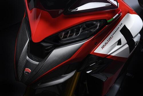 Ducati Multistrada V4 Pikes Peak 2022. Foto, dati e prezzo (9)