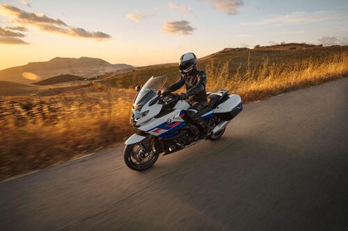 Nuova BMW K1600 2022. Dati, prezzi, foto e presentazione dal vivo (4)