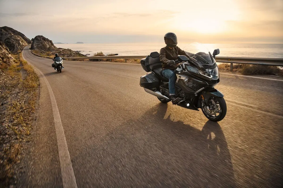 Nuova BMW K1600 2022. Dati, prezzi, foto e presentazione dal vivo (12)