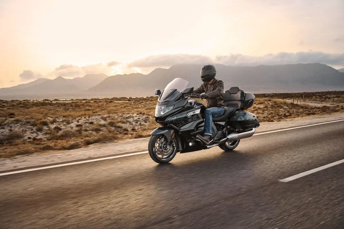 Nuova BMW K1600 2022. Dati, prezzi, foto e presentazione dal vivo (28)