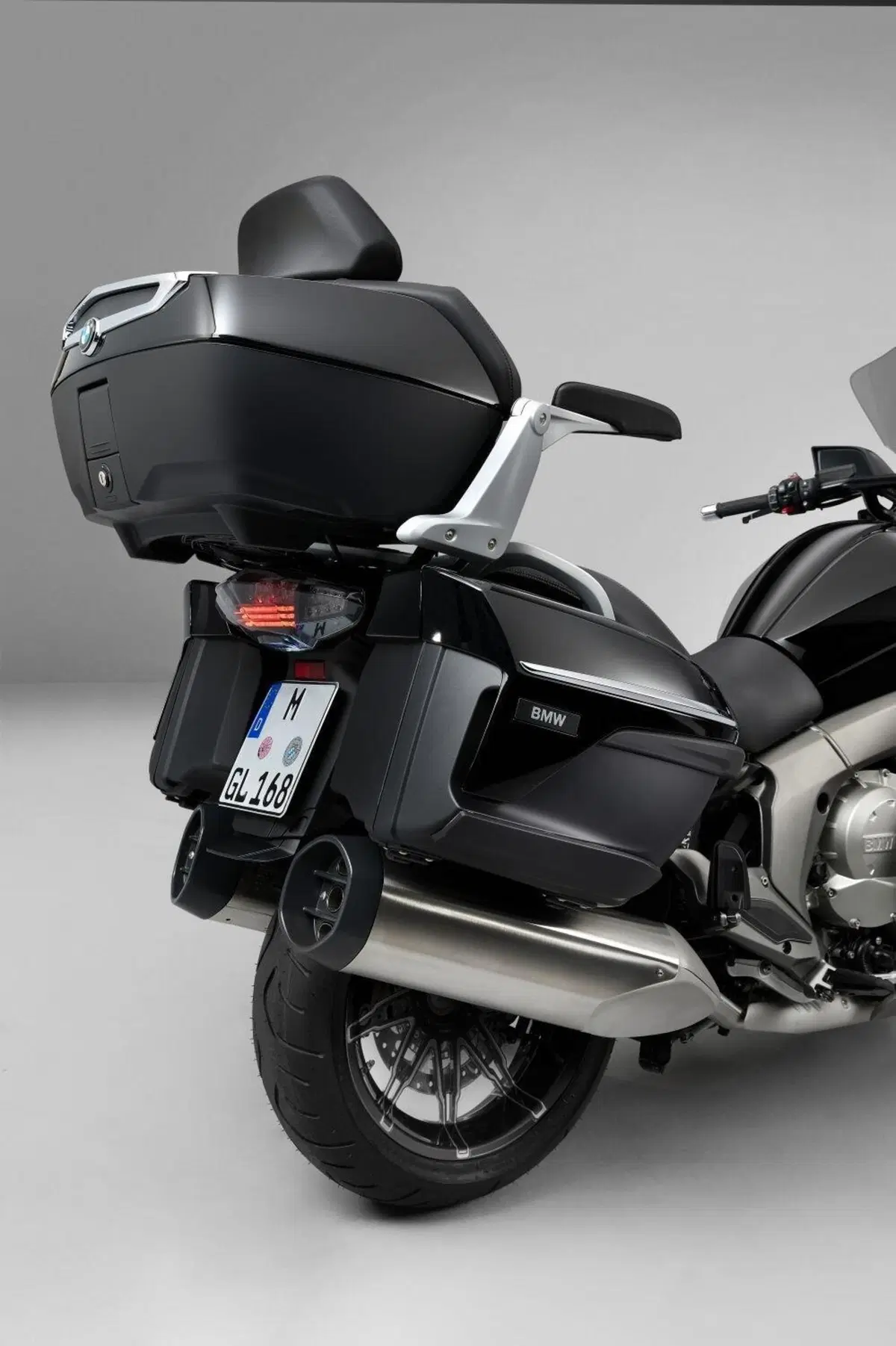 Nuova BMW K1600 2022. Dati, prezzi, foto e presentazione dal vivo (5)