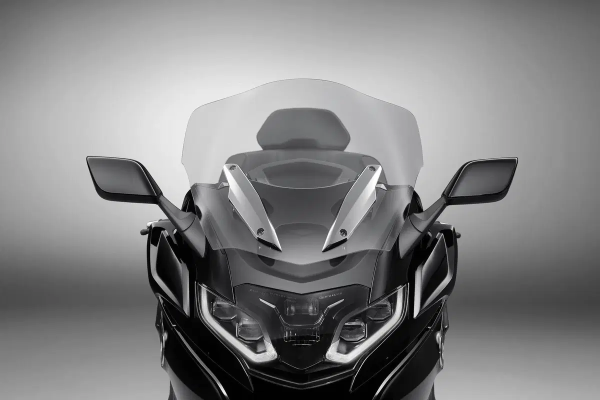 Nuova BMW K1600 2022. Dati, prezzi, foto e presentazione dal vivo (12)