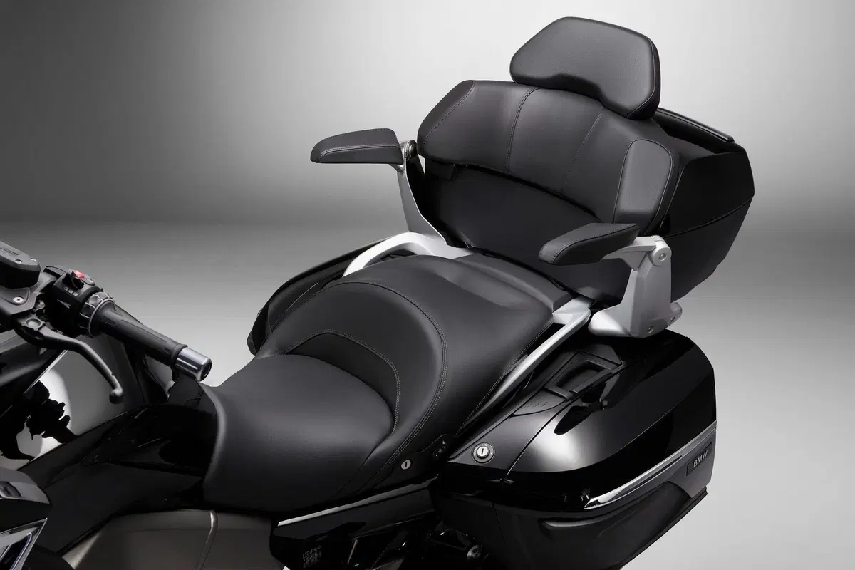 Nuova BMW K1600 2022. Dati, prezzi, foto e presentazione dal vivo (16)