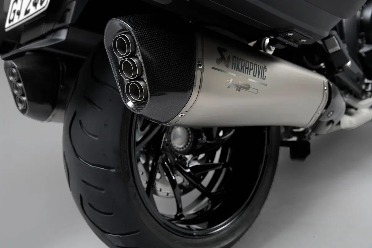 Nuova BMW K1600 2022. Dati, prezzi, foto e presentazione dal vivo (17)