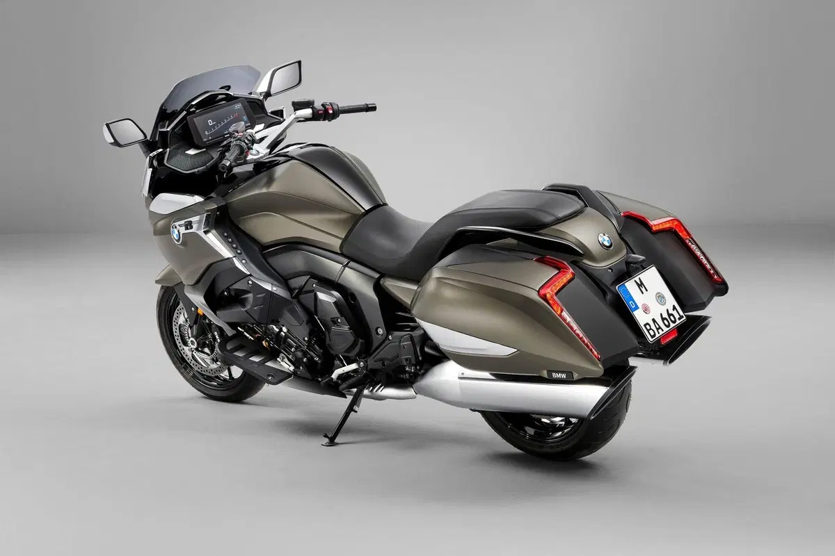 Nuova BMW K1600 2022. Dati, prezzi, foto e presentazione dal vivo (21)