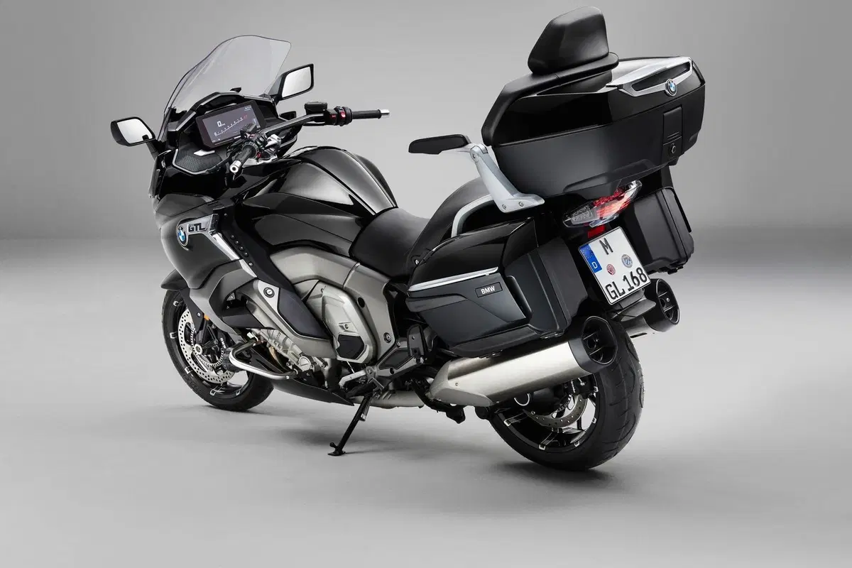 Nuova BMW K1600 2022. Dati, prezzi, foto e presentazione dal vivo (28)