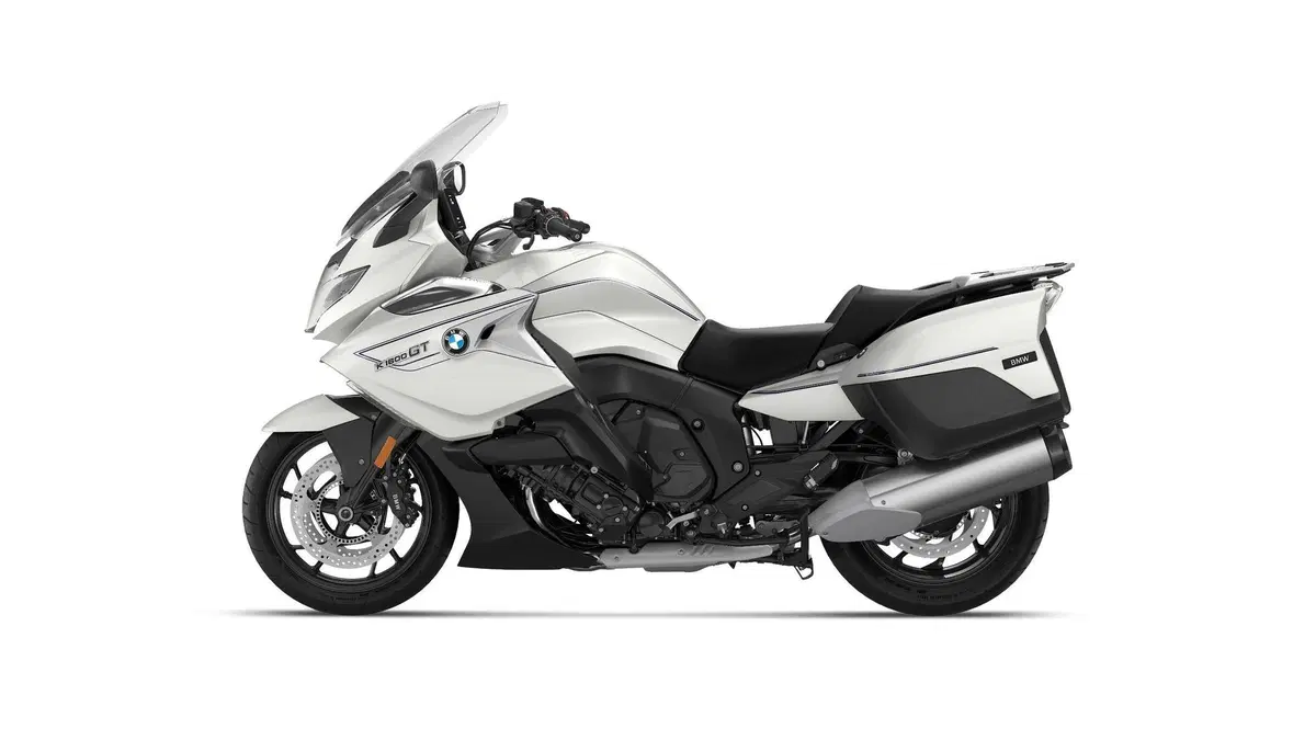 Nuova BMW K1600 2022. Dati, prezzi, foto e presentazione dal vivo (5)