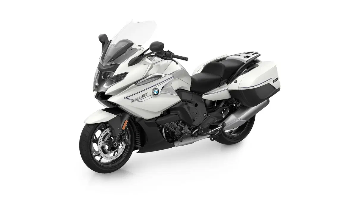Nuova BMW K1600 2022. Dati, prezzi, foto e presentazione dal vivo (15)