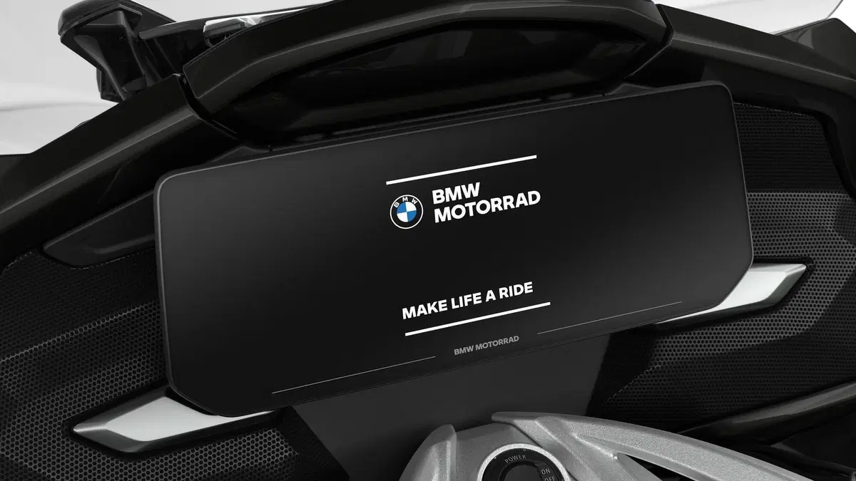 Nuova BMW K1600 2022. Dati, prezzi, foto e presentazione dal vivo (20)