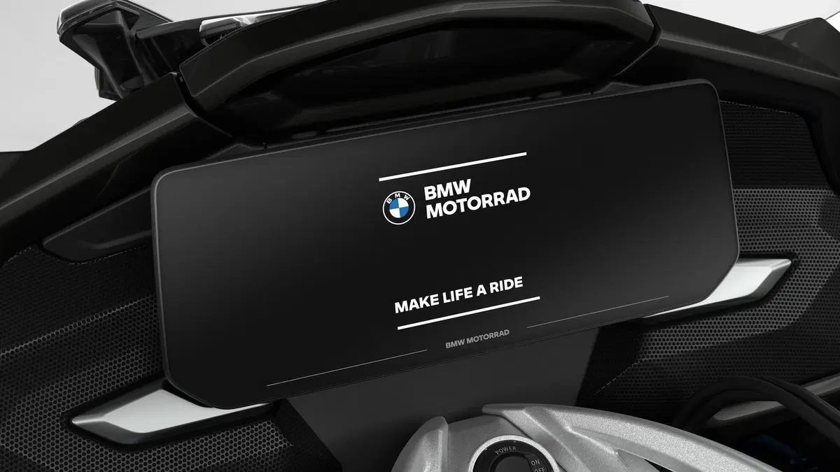Nuova BMW K1600 2022. Dati, prezzi, foto e presentazione dal vivo (14)