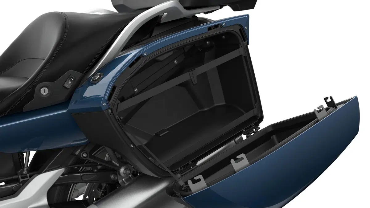 Nuova BMW K1600 2022. Dati, prezzi, foto e presentazione dal vivo (23)
