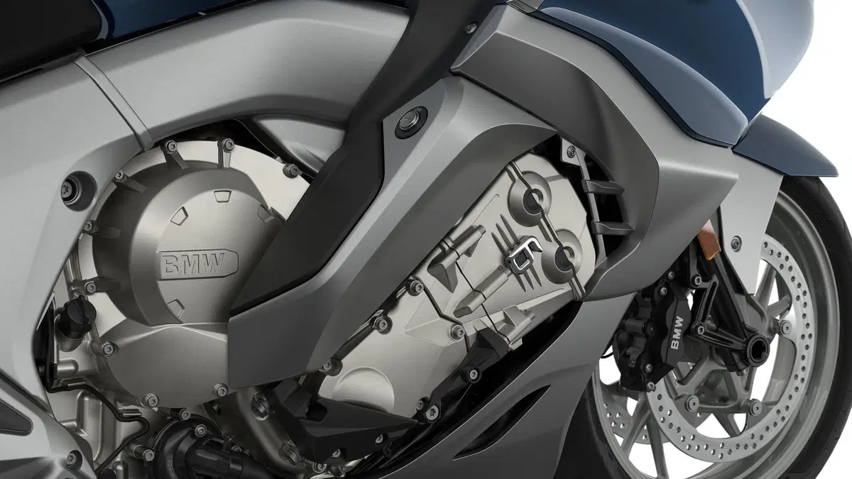Nuova BMW K1600 2022. Dati, prezzi, foto e presentazione dal vivo (25)