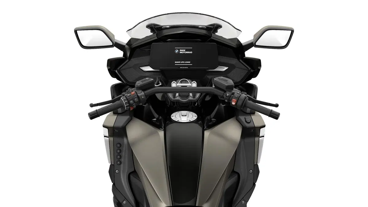 Nuova BMW K1600 2022. Dati, prezzi, foto e presentazione dal vivo (19)