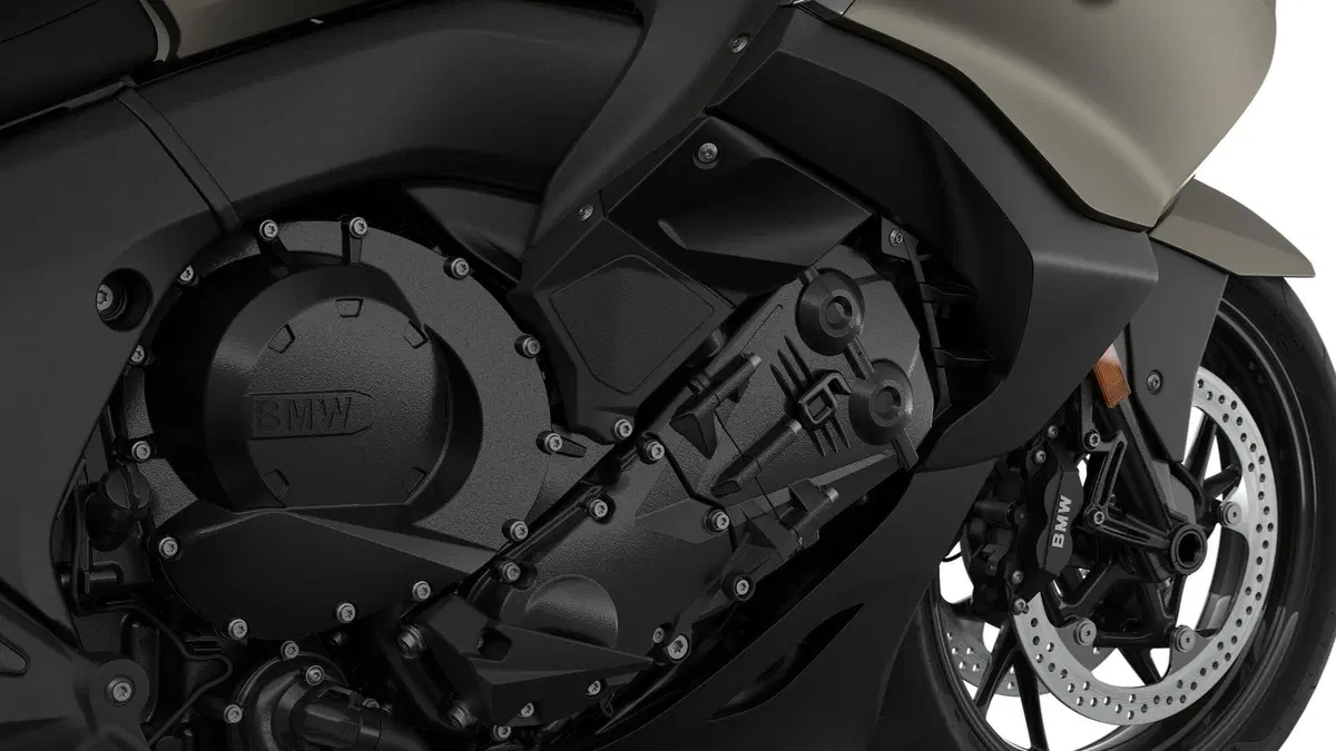 Nuova BMW K1600 2022. Dati, prezzi, foto e presentazione dal vivo (24)