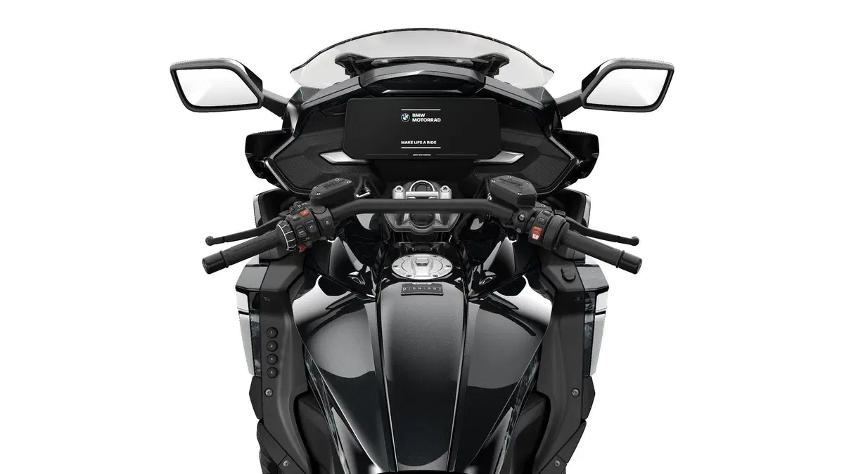 Nuova BMW K1600 2022. Dati, prezzi, foto e presentazione dal vivo (27)