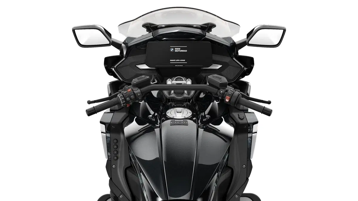 Nuova BMW K1600 2022. Dati, prezzi, foto e presentazione dal vivo (14)