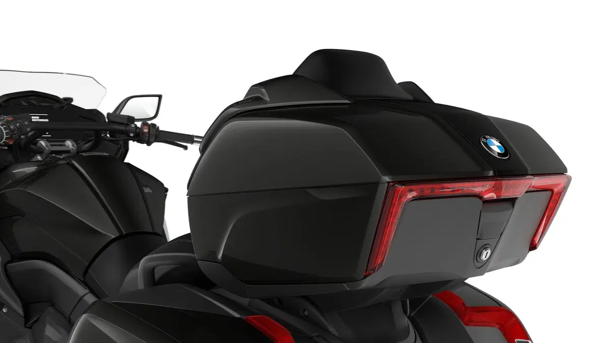 Nuova BMW K1600 2022. Dati, prezzi, foto e presentazione dal vivo (18)