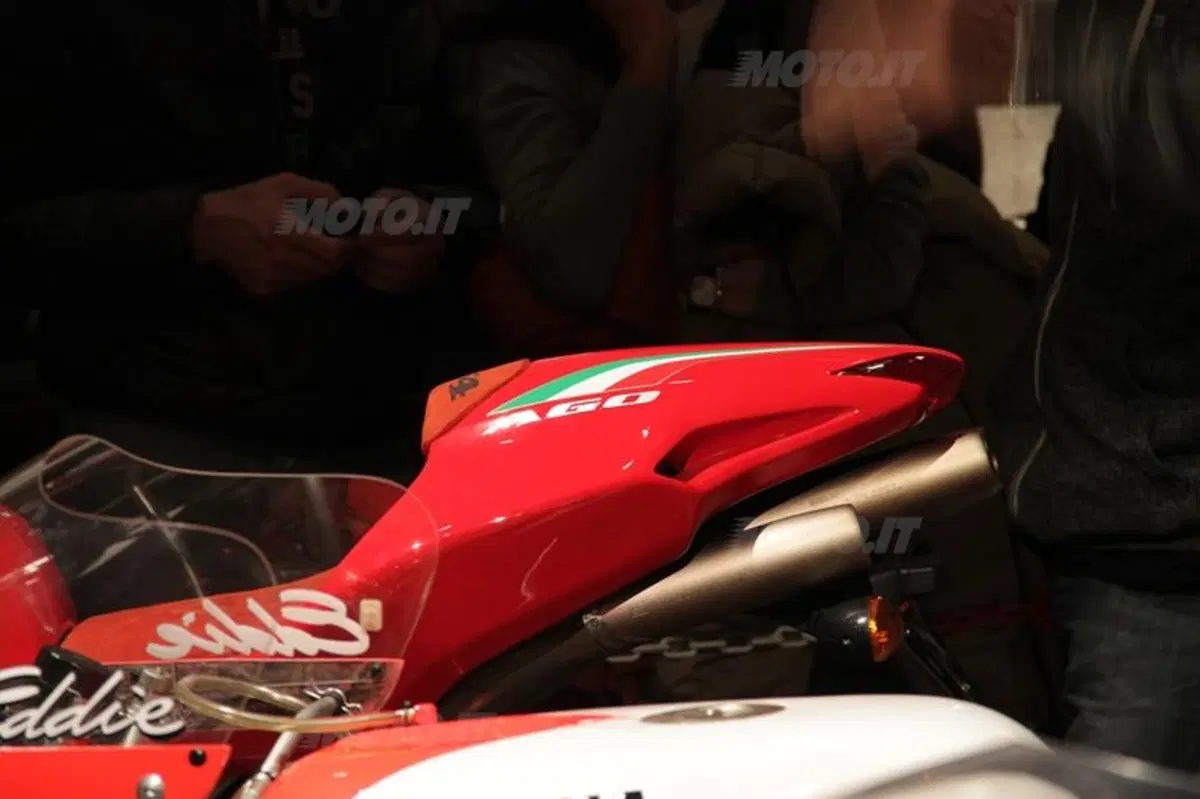 Giacomo Agostini: "Rossi non è finito, ma occhio ai giovani" (10)