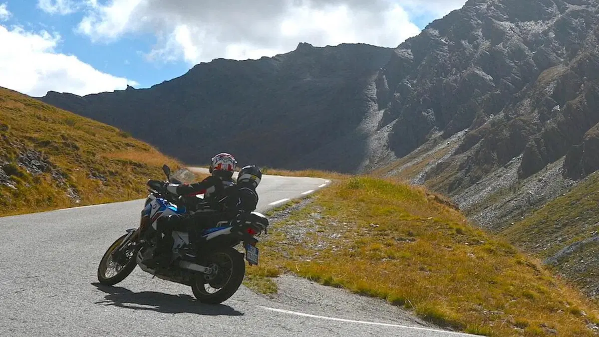 Viaggi, itinerari e giri in moto: il Colle Dell’Agnello in moto con papà (2)