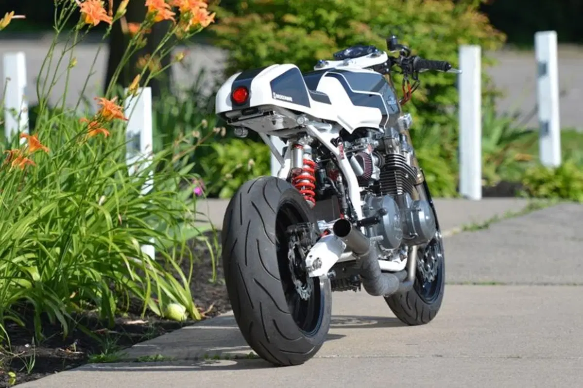 Chappell Customs Honda CB985 (6)