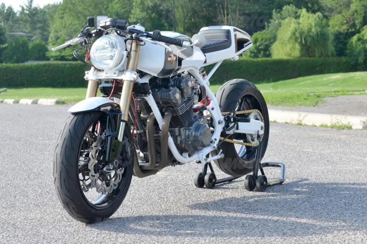 Chappell Customs Honda CB985 (10)