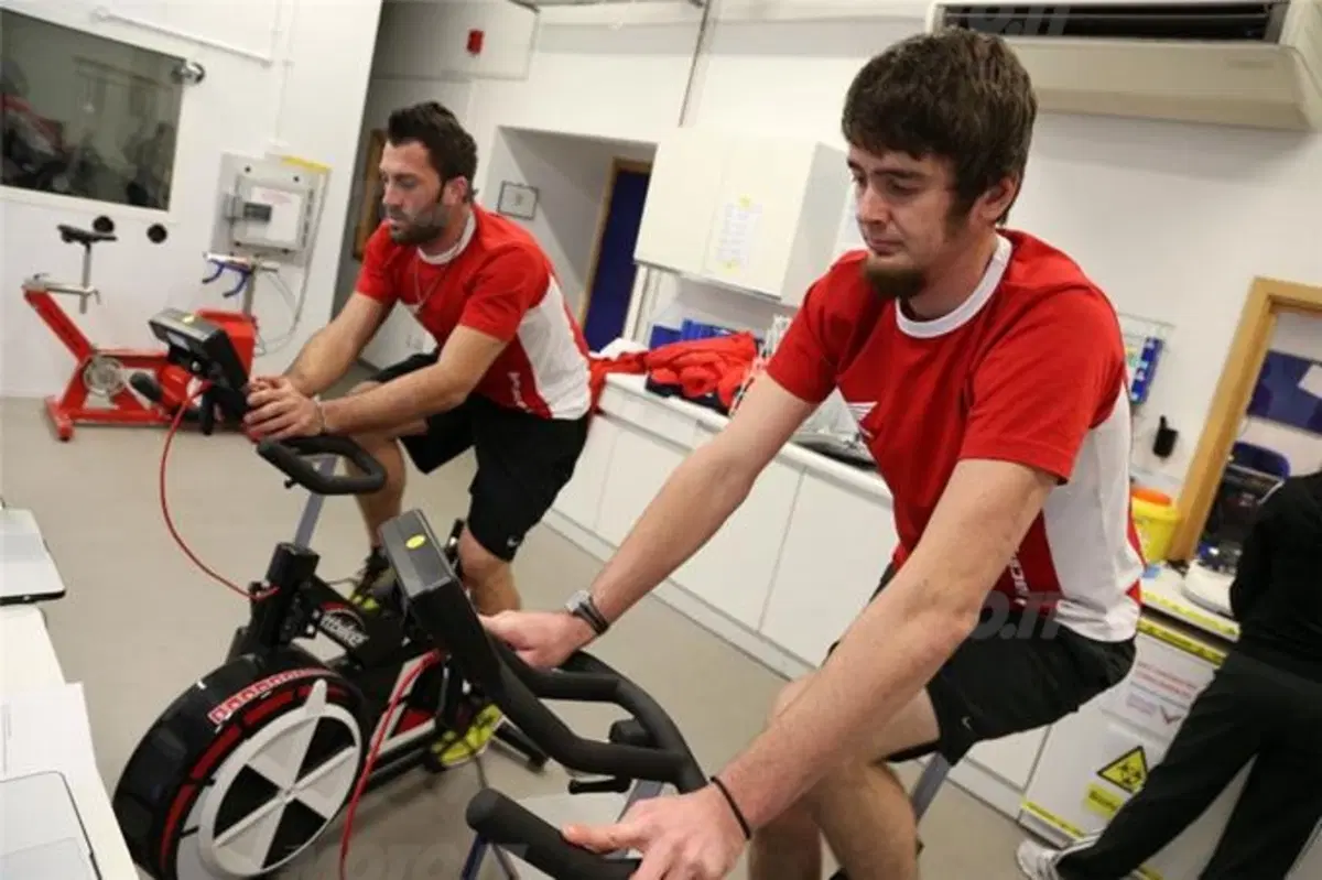 I piloti Honda all'Istituto inglese dello sport