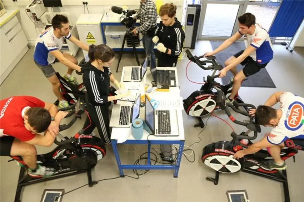 I piloti Honda all'Istituto inglese dello sport (2)