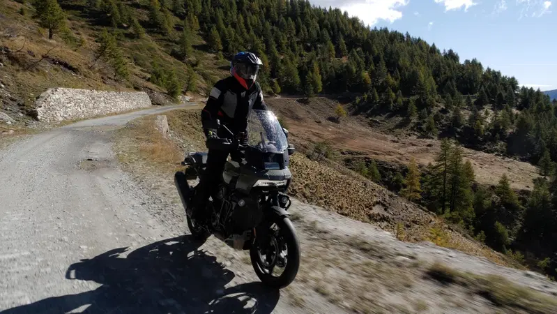 Strada dell'Assietta. Itinerario offroad in moto!