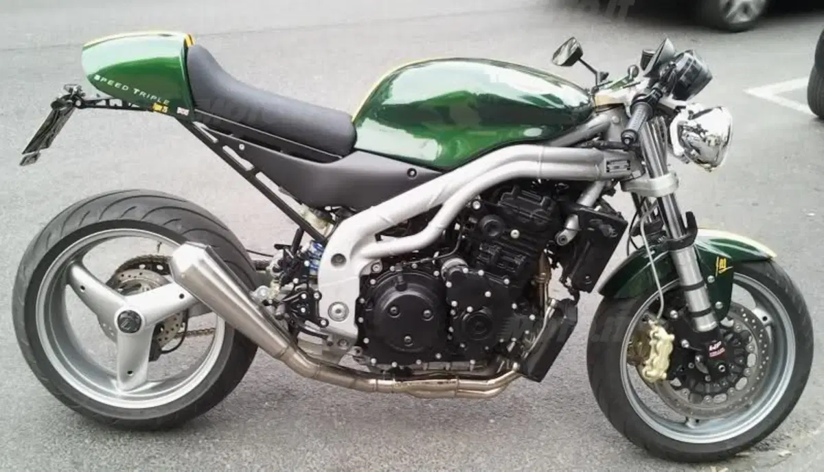 Le Strane di Moto.it: Triumph Speed Triple 955
