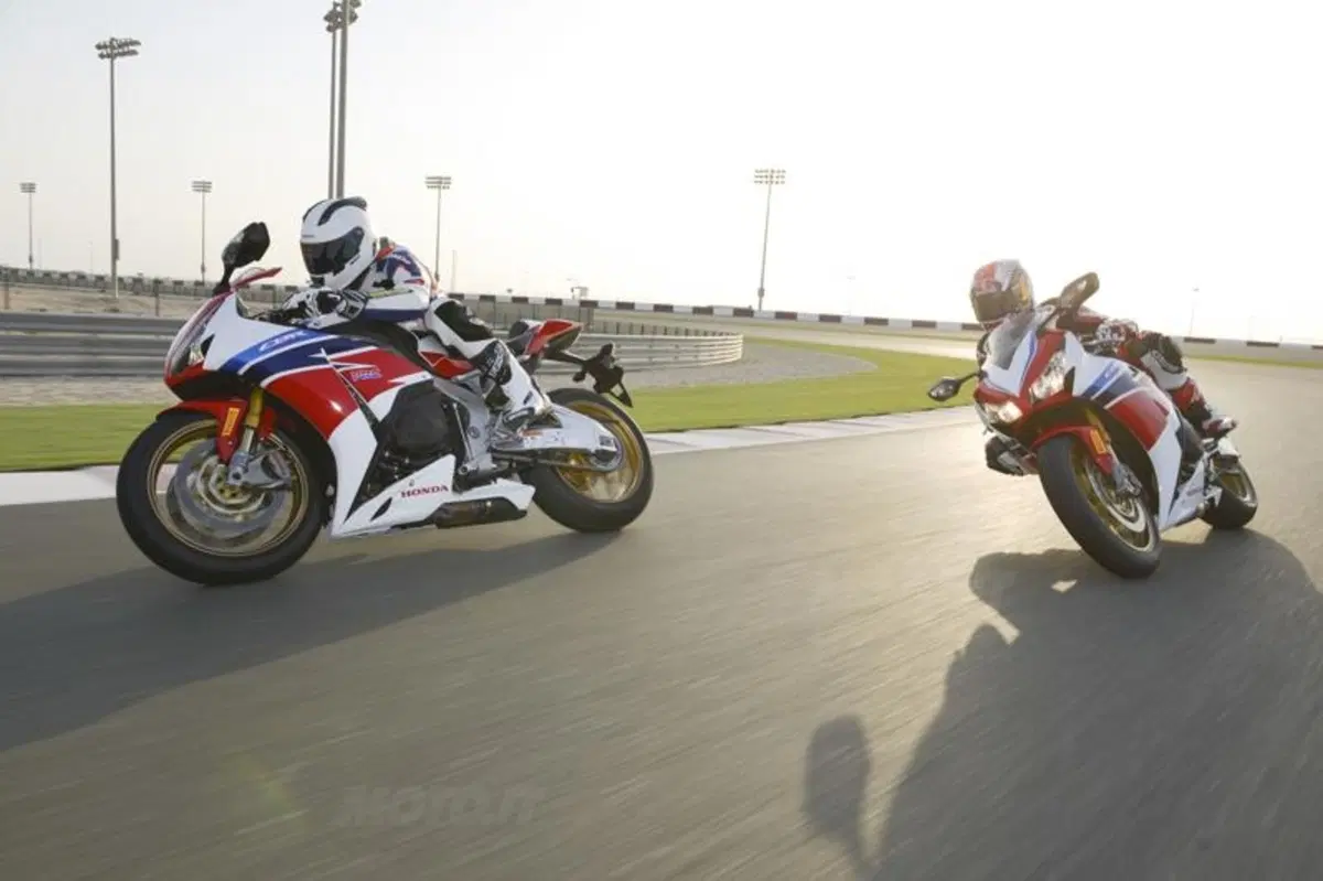 Honda CBR1000RR Fireblade SP (5)