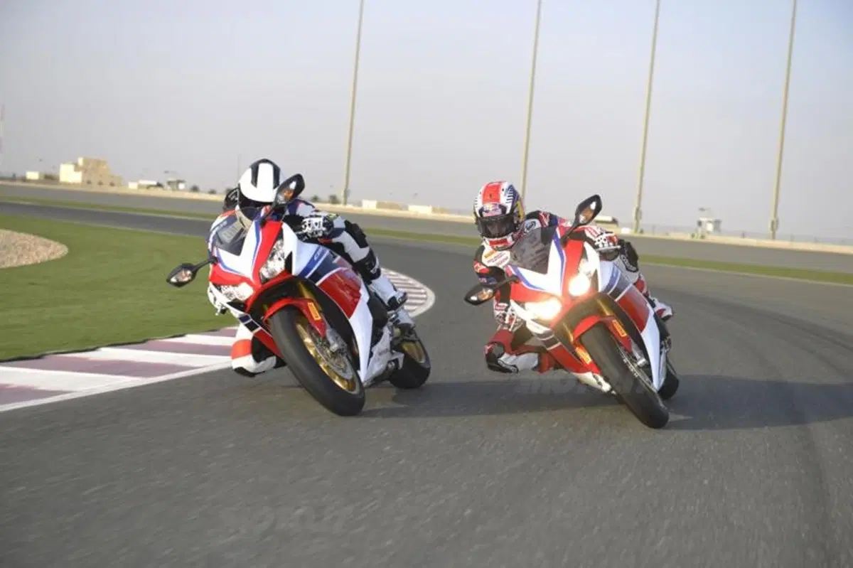 Honda CBR1000RR Fireblade SP (7)