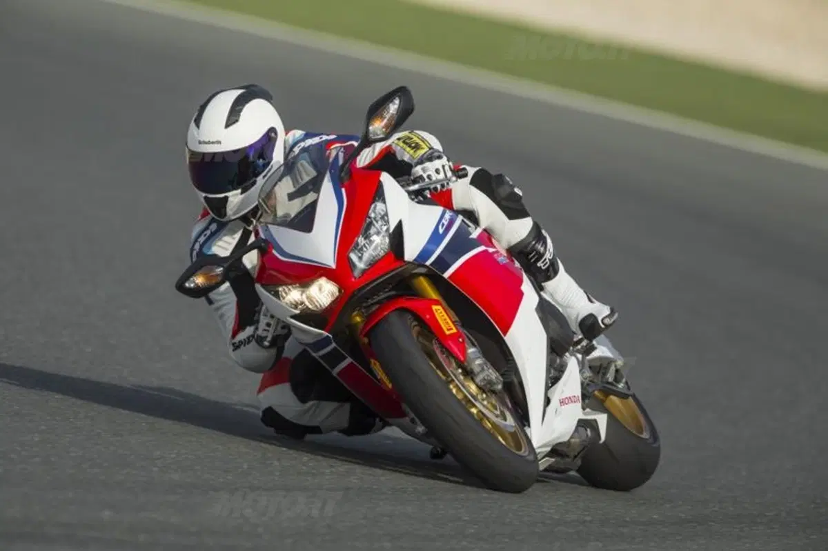 Honda CBR1000RR Fireblade SP (25)