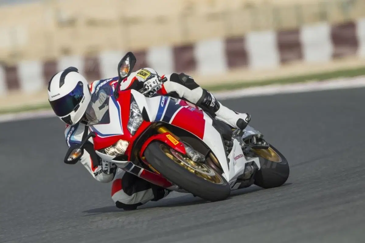 Honda CBR1000RR Fireblade SP (27)