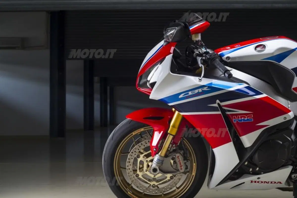 Honda CBR1000RR Fireblade SP (47)