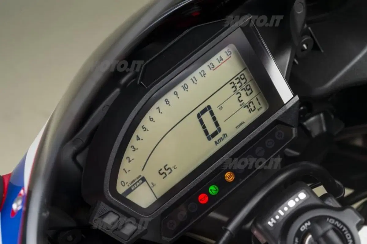 Honda CBR1000RR Fireblade SP (57)