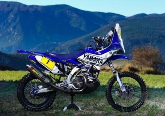 Yamaha YZ450F Rally: Cyril Despres sfida KTM e Honda