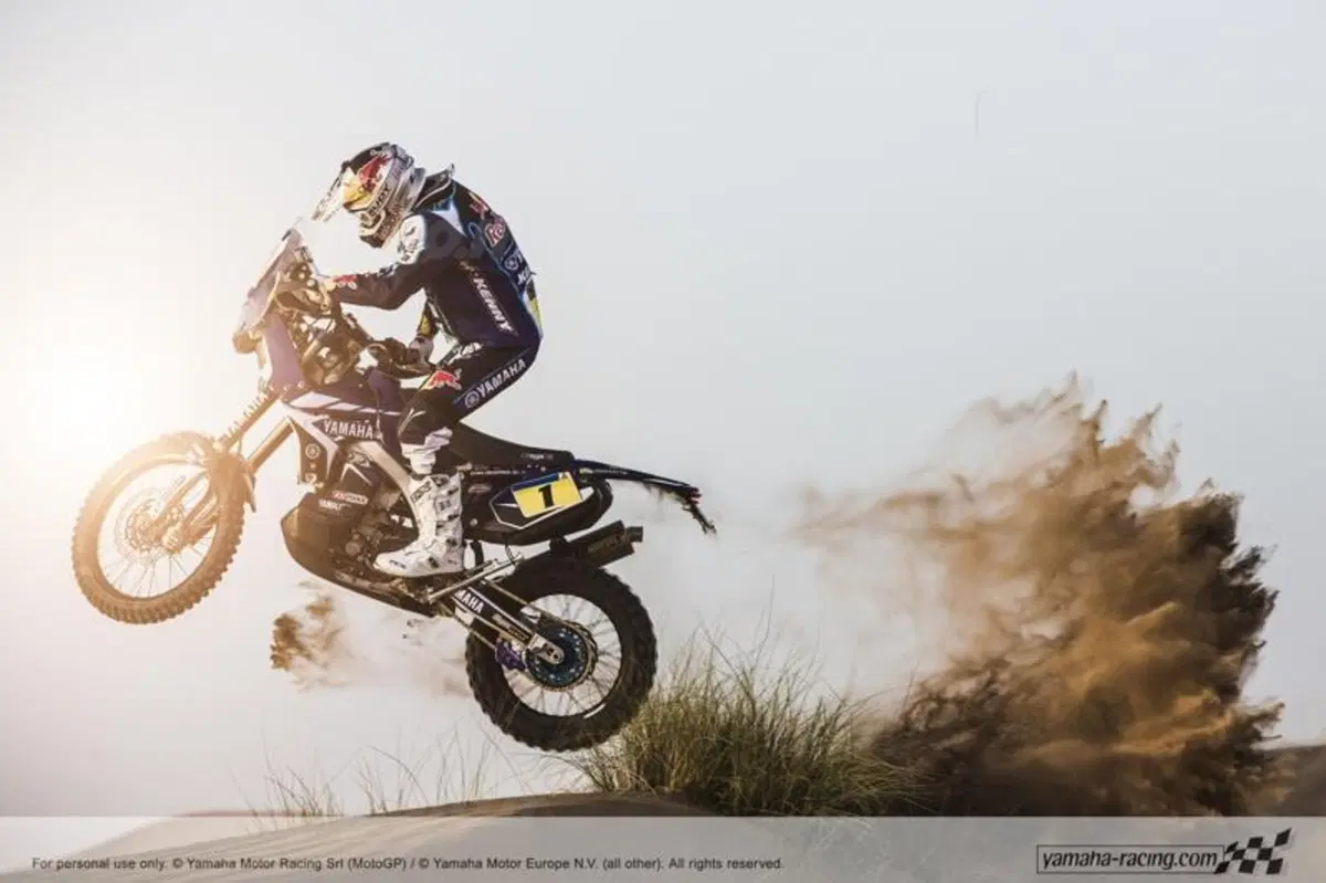 Yamaha YZ450F Rally: Cyril Despres sfida KTM e Honda (2)