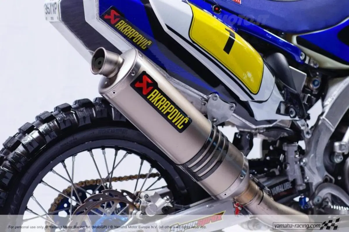 Yamaha YZ450F Rally: Cyril Despres sfida KTM e Honda (5)